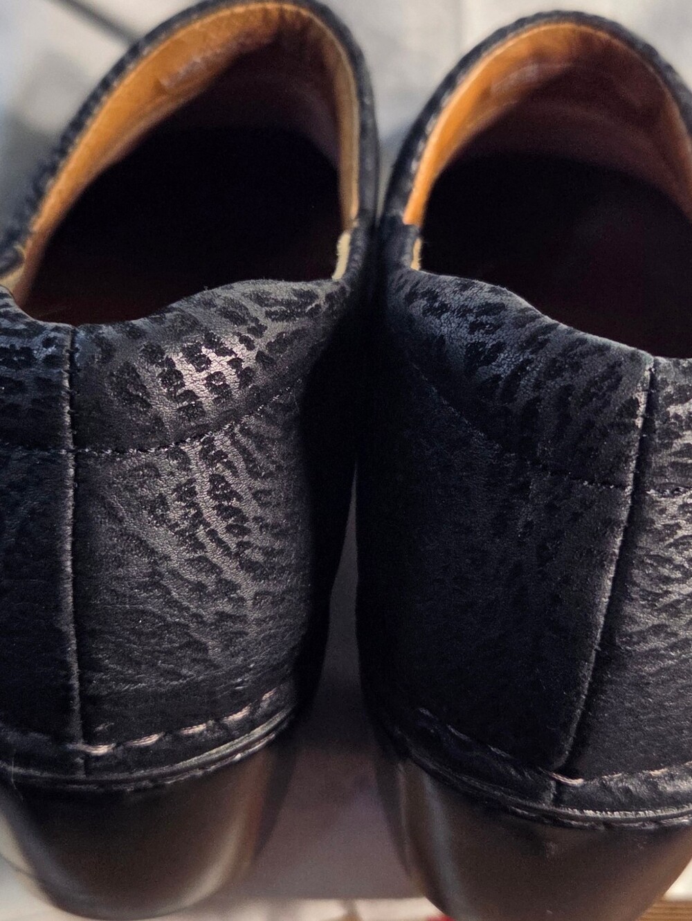 Ariat Bella Black Leather Slip-On Comfort Clogs Floral Embellishments Sz 10B - Picture 8 of 14